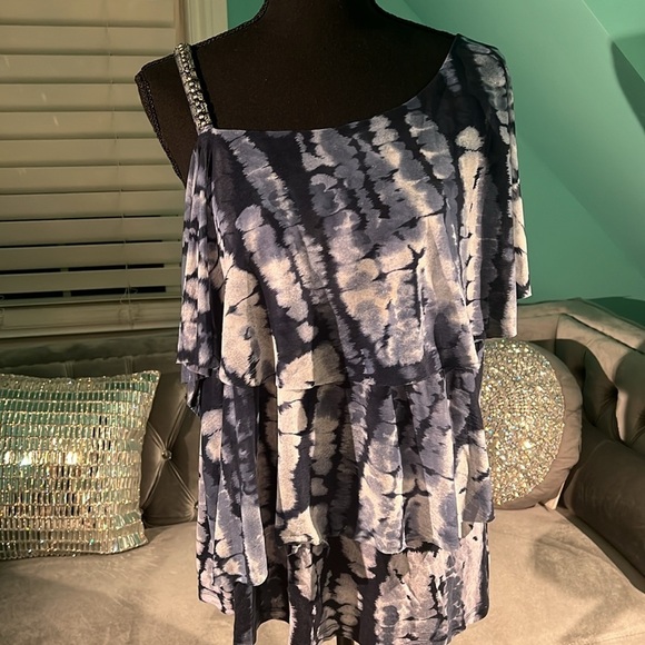 INC international Concepts top - Picture 2 of 13